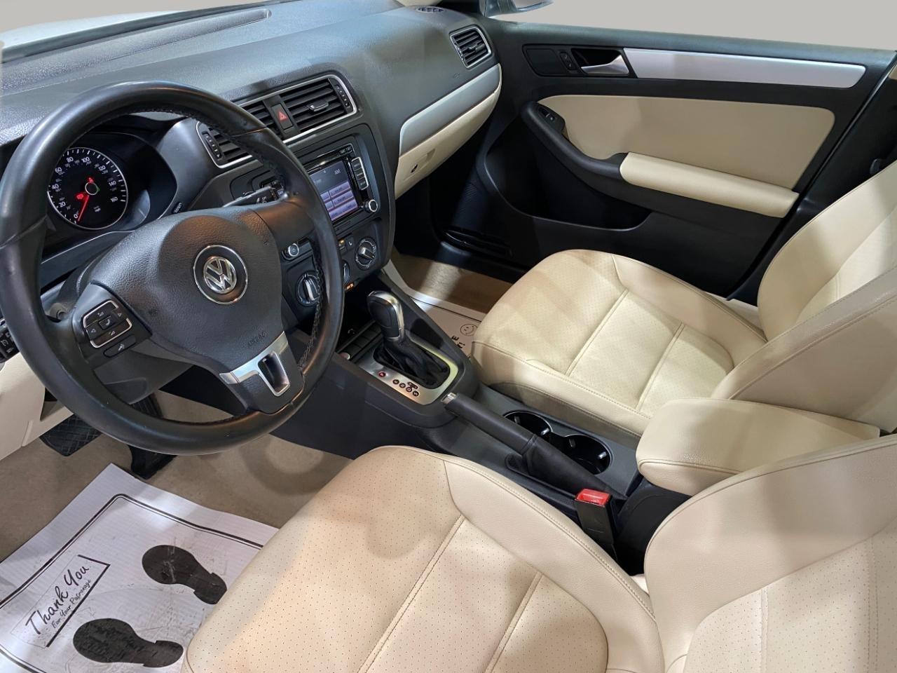 Volkswagen Jetta SE 2014