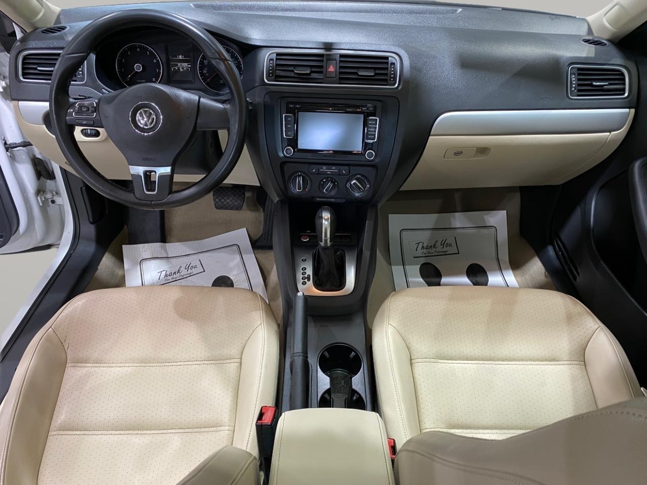Volkswagen Jetta SE 2014
