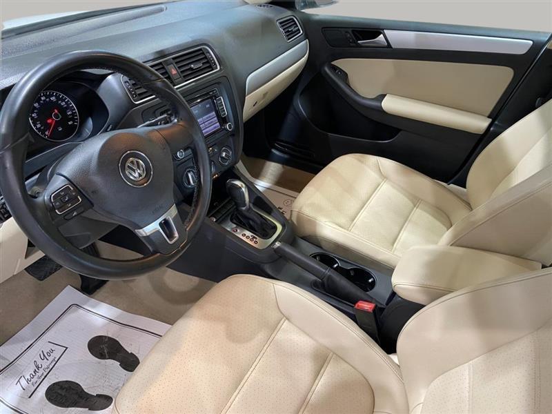 Volkswagen Jetta SE 2014