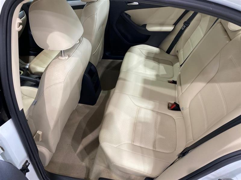 Volkswagen Jetta SE 2014