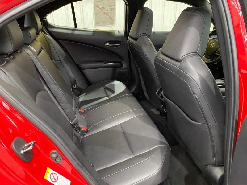 Lexus UX 250h Luxury 2019