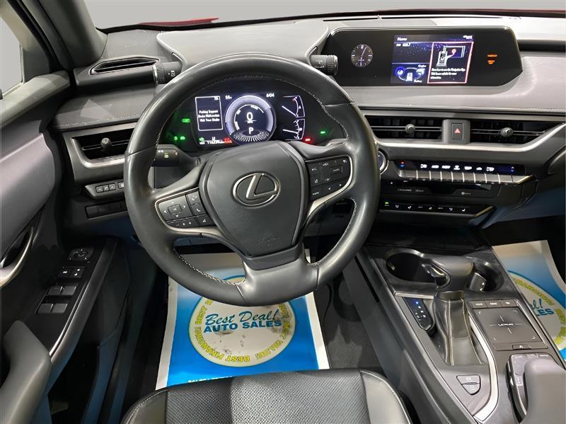 Lexus UX 250h Luxury 2019
