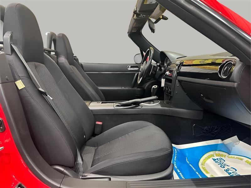 Mazda MX-5 Miata Grand Touring 2007