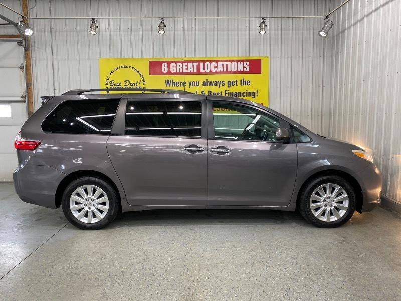Toyota Sienna  2015