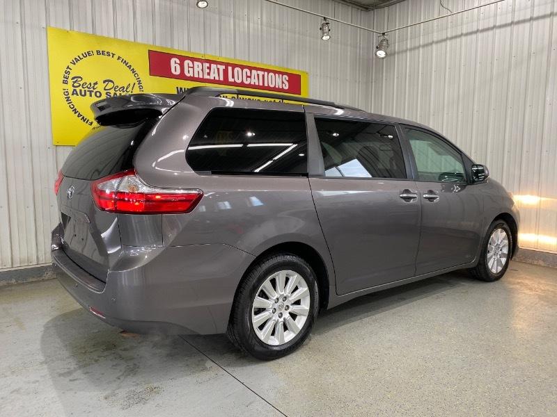 Toyota Sienna  2015