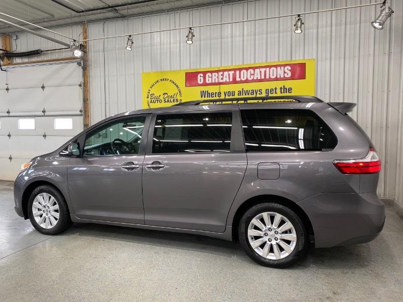 Toyota Sienna  2015