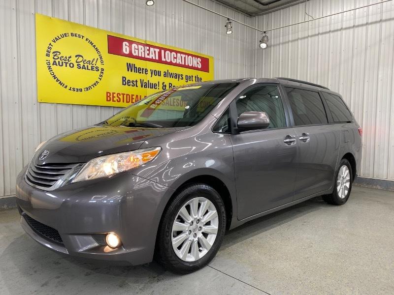 Toyota Sienna  2015