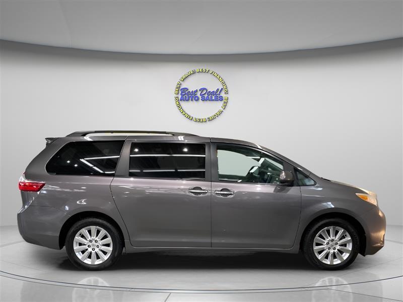 View vehicle photo 6