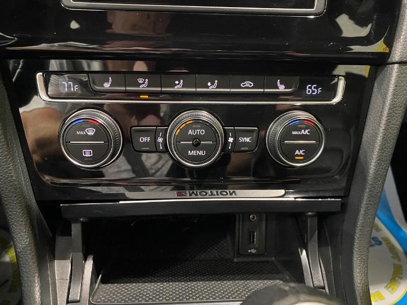 Volkswagen Golf R  2016