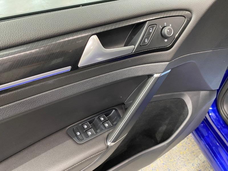 Volkswagen Golf R  2016