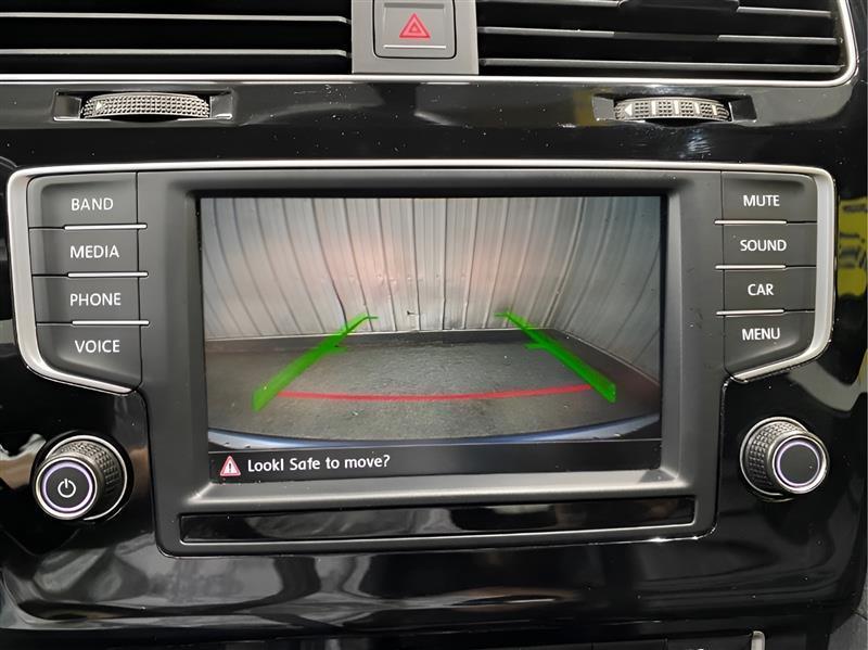 Volkswagen Golf R  2016