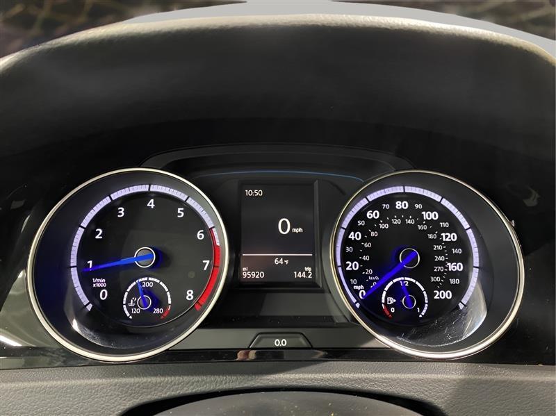 Volkswagen Golf R  2016