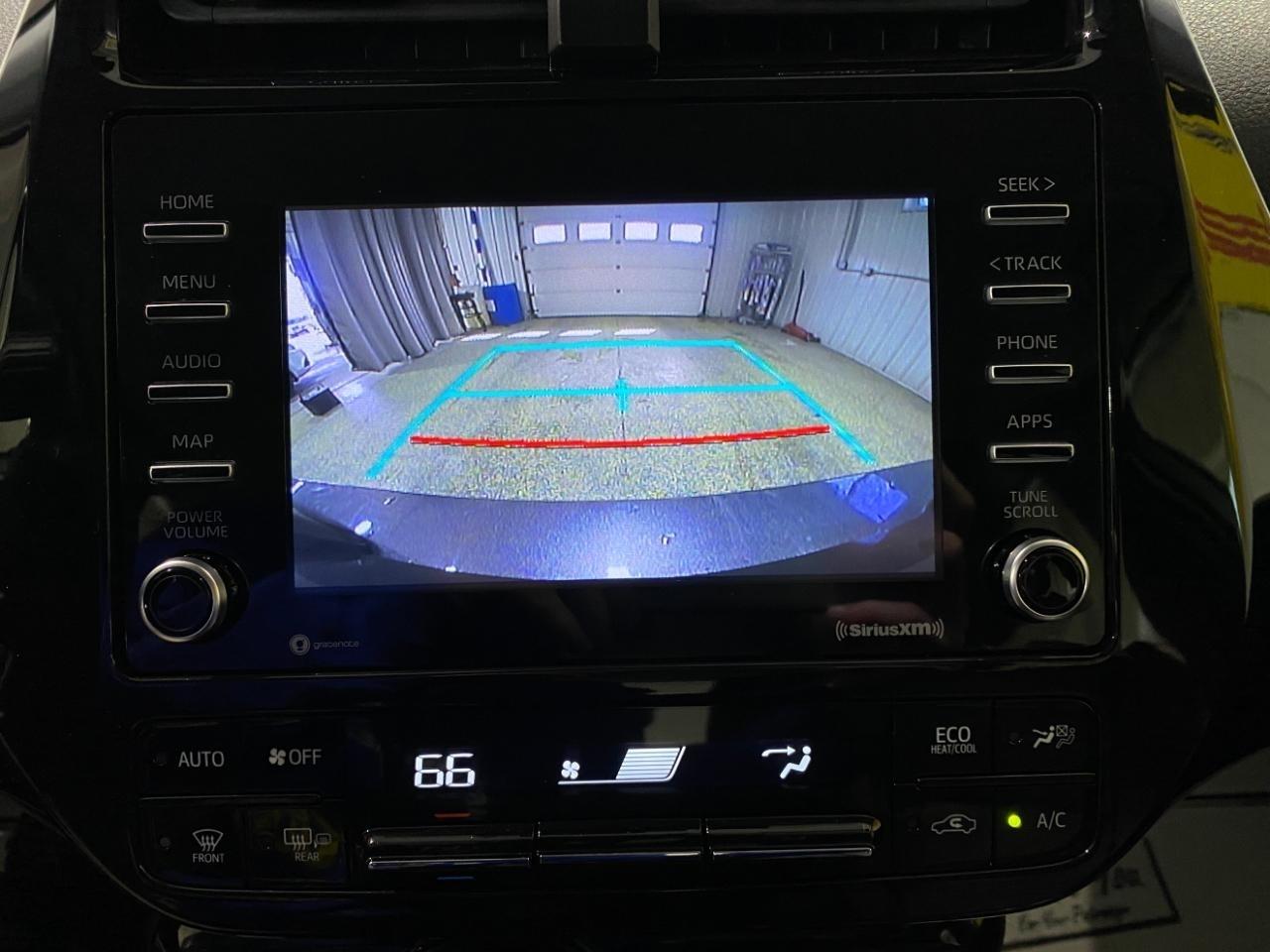 Toyota Prius XLE 2022