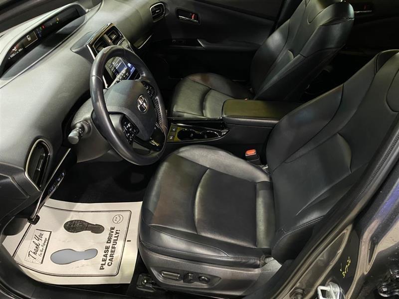 Toyota Prius XLE 2022