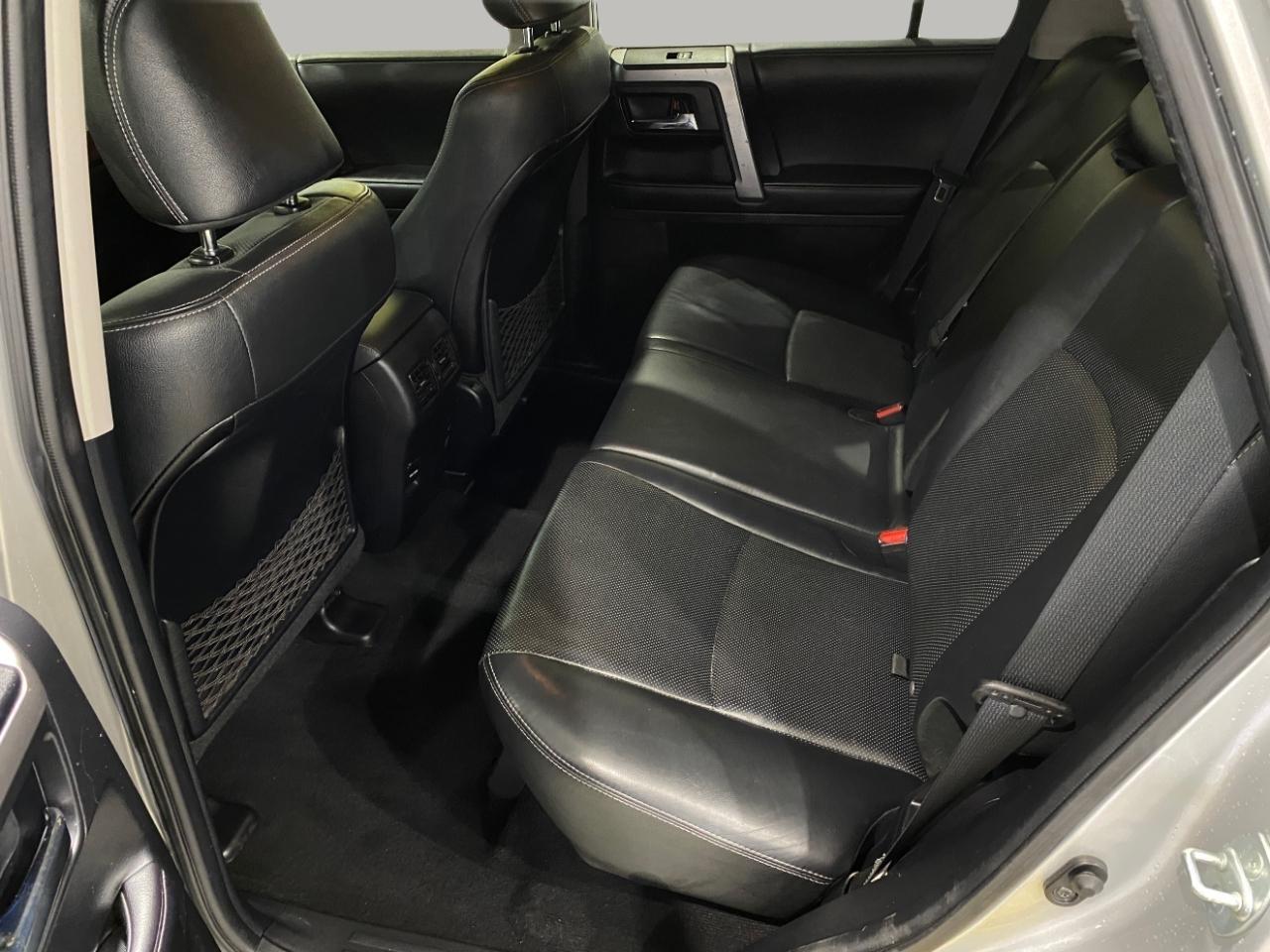 Toyota 4Runner Limited 4WD 2016