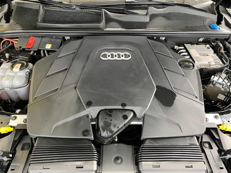 Audi Q7 Premium Plus 55 TFSI quattro 2021