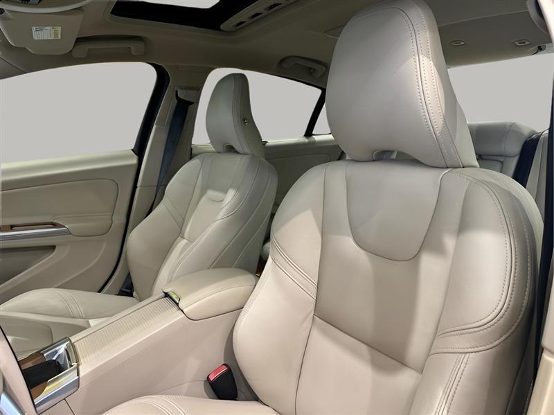 Volvo S60 T5 Inscription Platinum AWD 2016