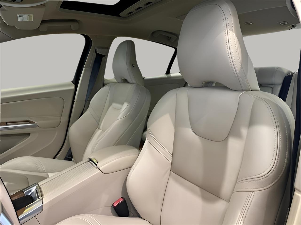 Volvo S60 T5 Inscription Platinum AWD 2016