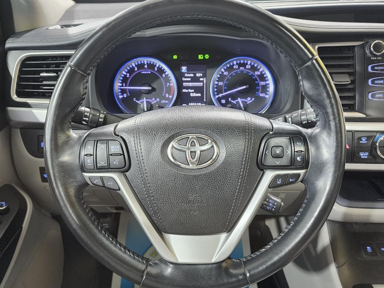 Toyota Highlander  2018