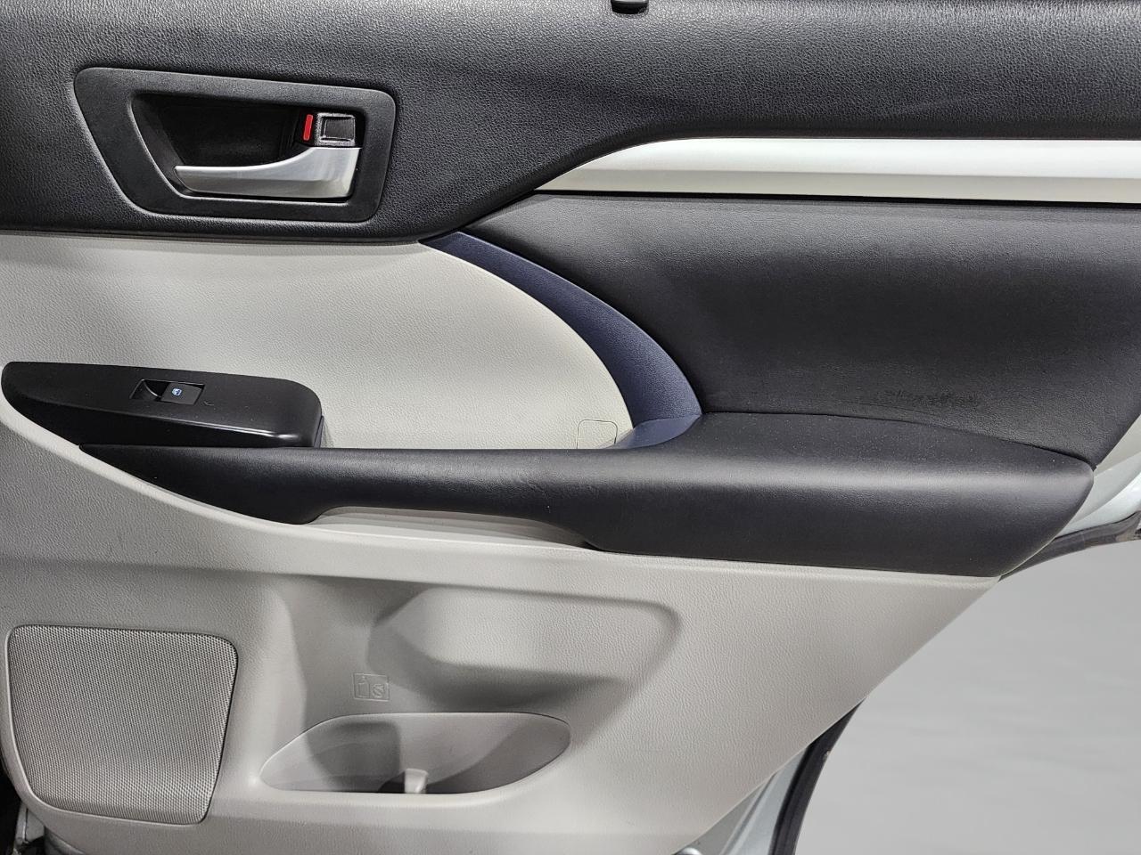 Toyota Highlander  2018