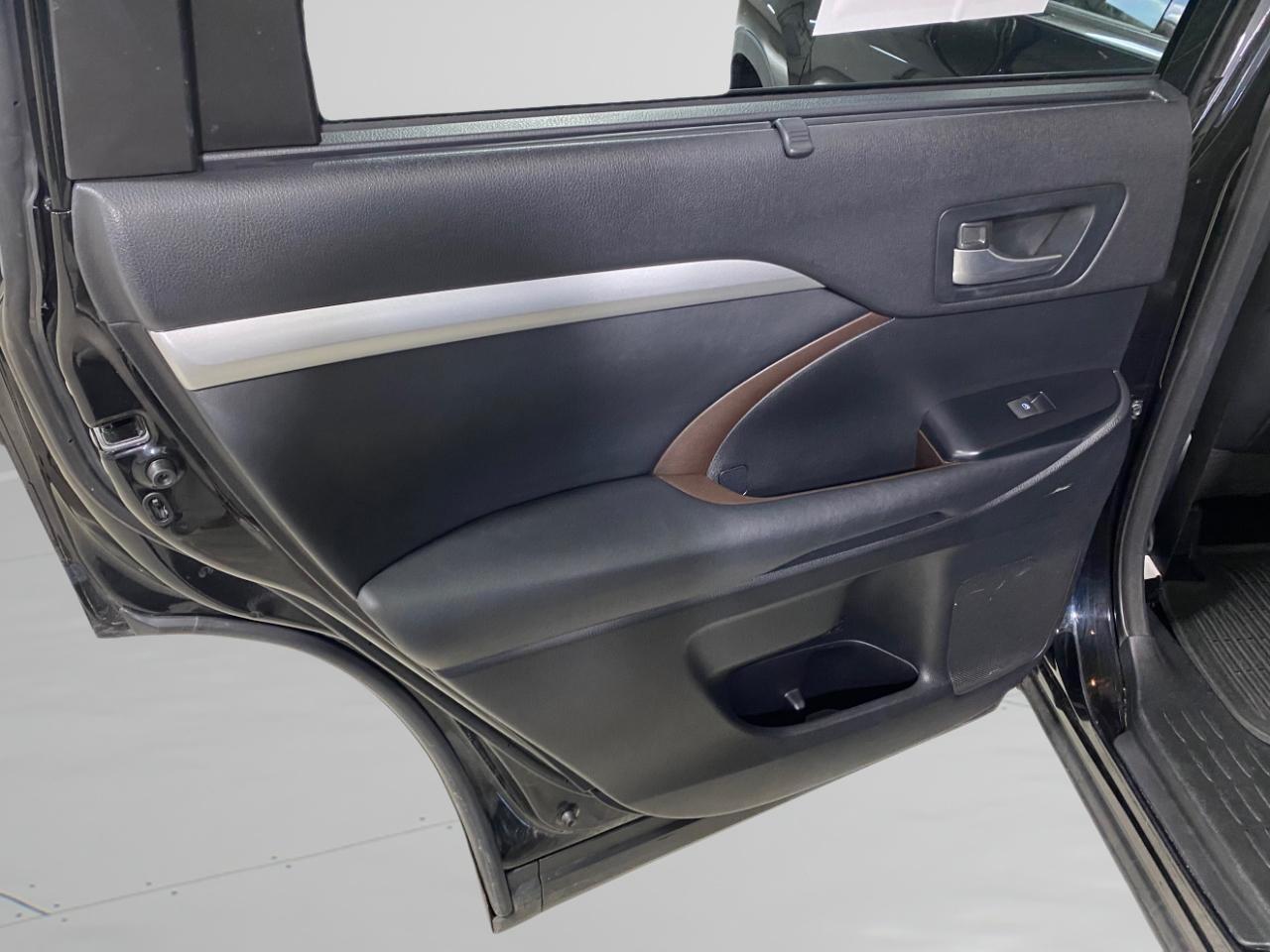 Toyota Highlander  2015