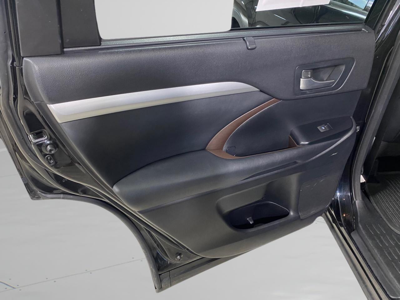 Toyota Highlander  2015