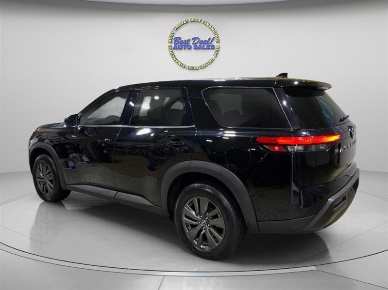 Nissan Pathfinder S 4WD 2022