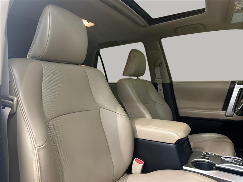 Toyota 4Runner Limited 4WD V6 2016