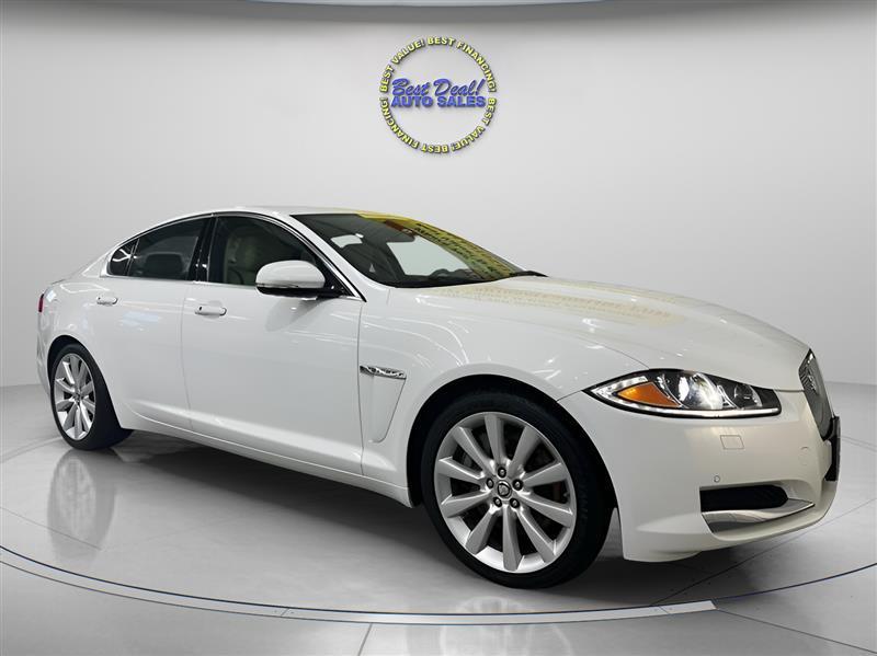 Jaguar XF-Series XF 3.0L V6 SC AWD 2013