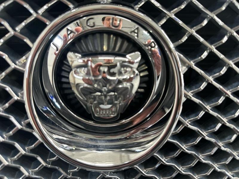 Jaguar XF-Series XF 3.0L V6 SC AWD 2013