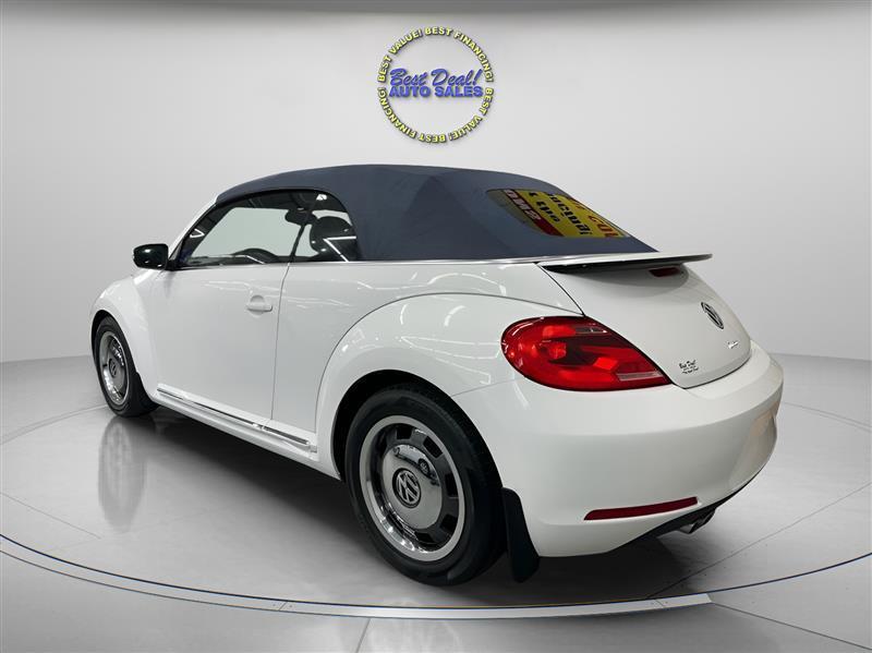 Volkswagen Beetle  2016