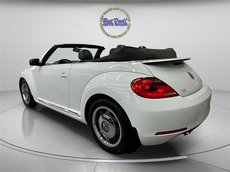 Volkswagen Beetle  2016