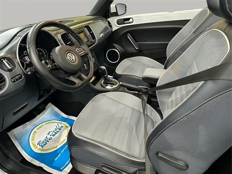 Volkswagen Beetle  2016