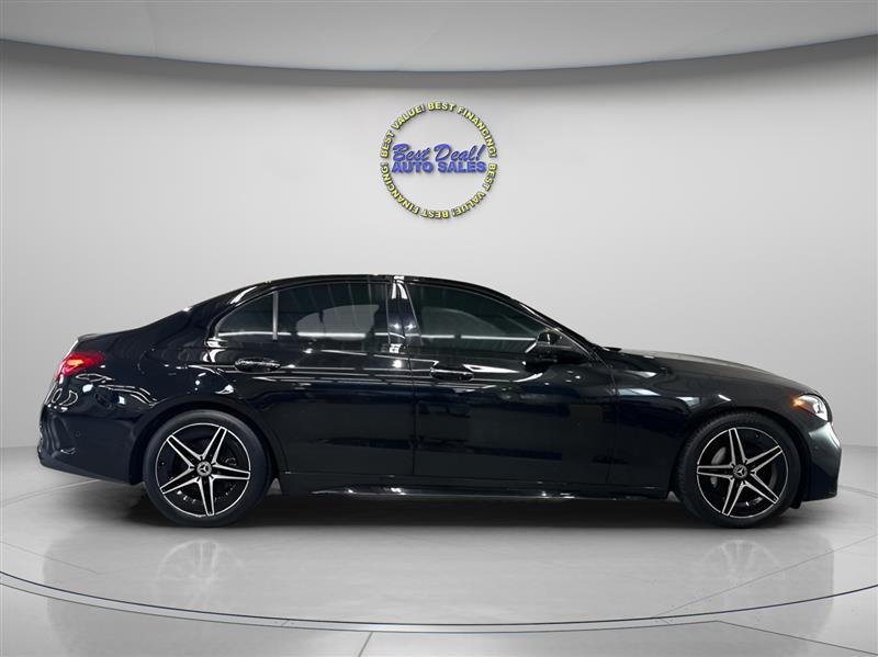 Mercedes-Benz C-Class C300 4MATIC Sedan 2022