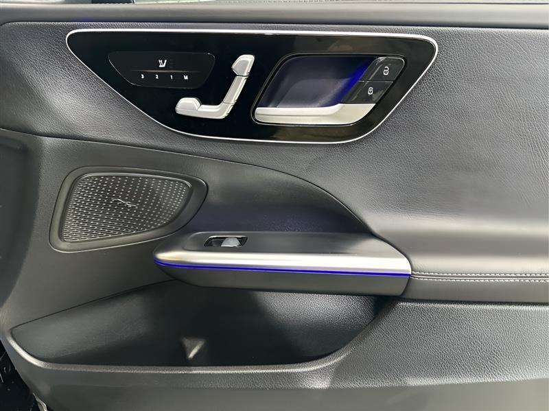 Mercedes-Benz C-Class C300 4MATIC Sedan 2022