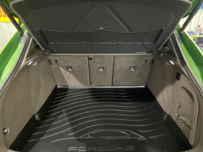 Porsche Macan GTS 2020