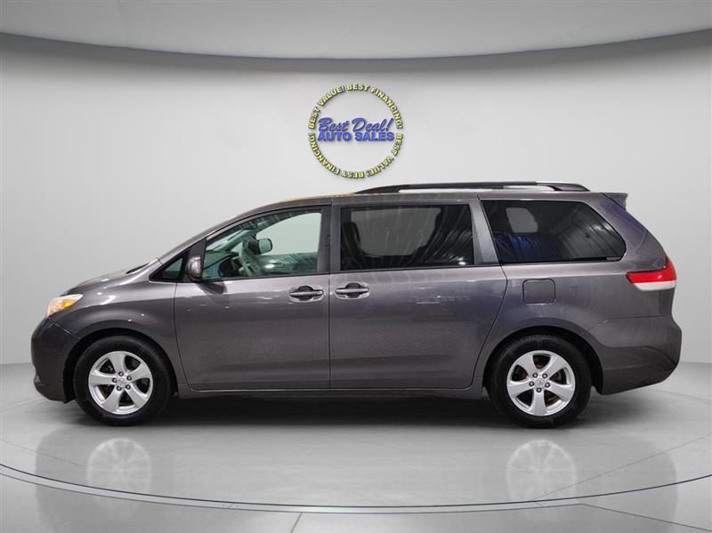 Toyota Sienna  2014