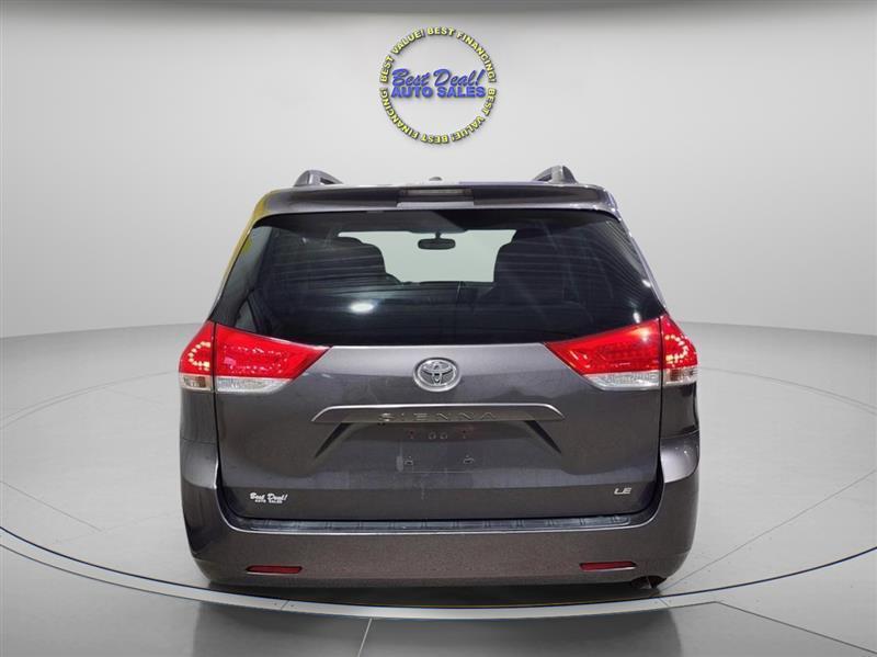 Toyota Sienna  2014