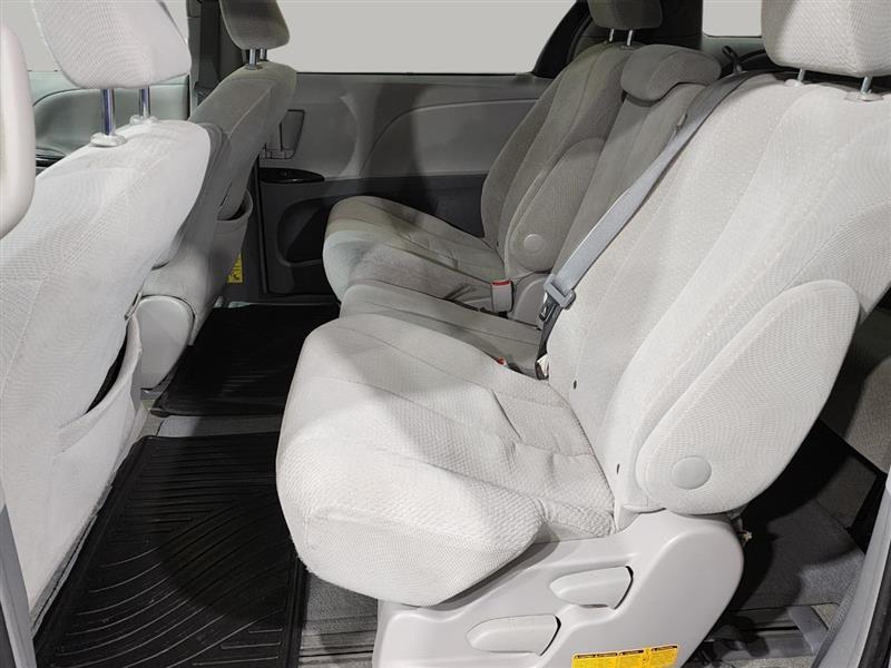 Toyota Sienna  2014