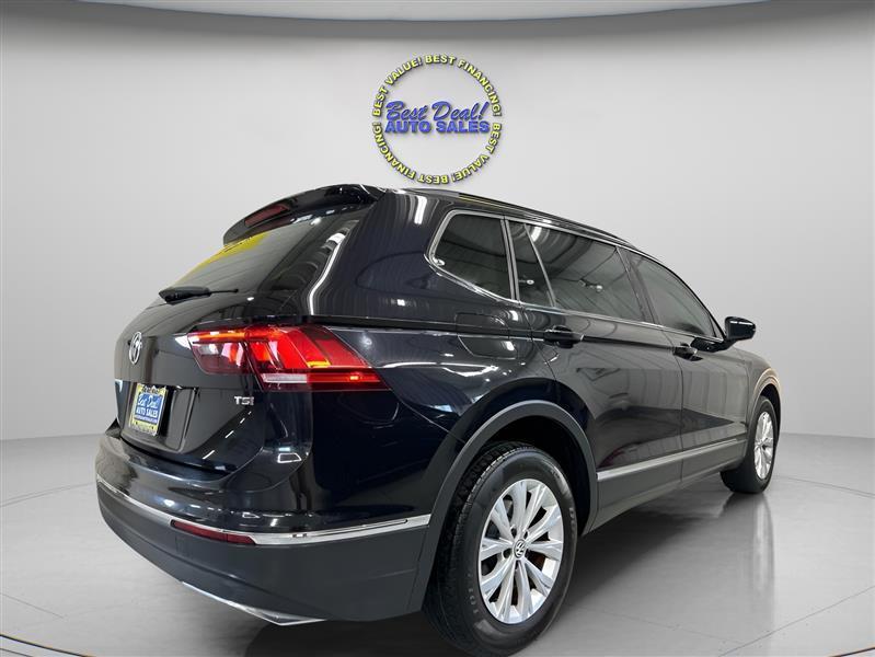 Volkswagen Tiguan SE 2018