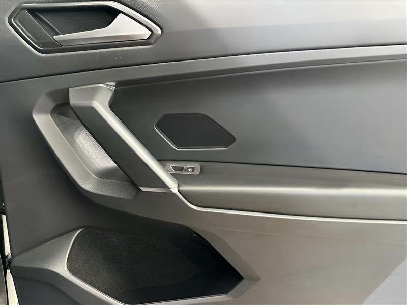 Volkswagen Tiguan SE 2018