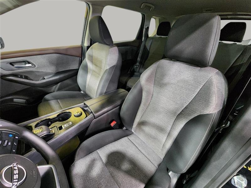 Nissan Rogue  2022
