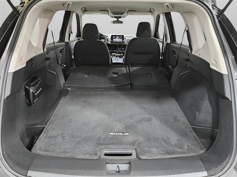 Nissan Rogue  2022