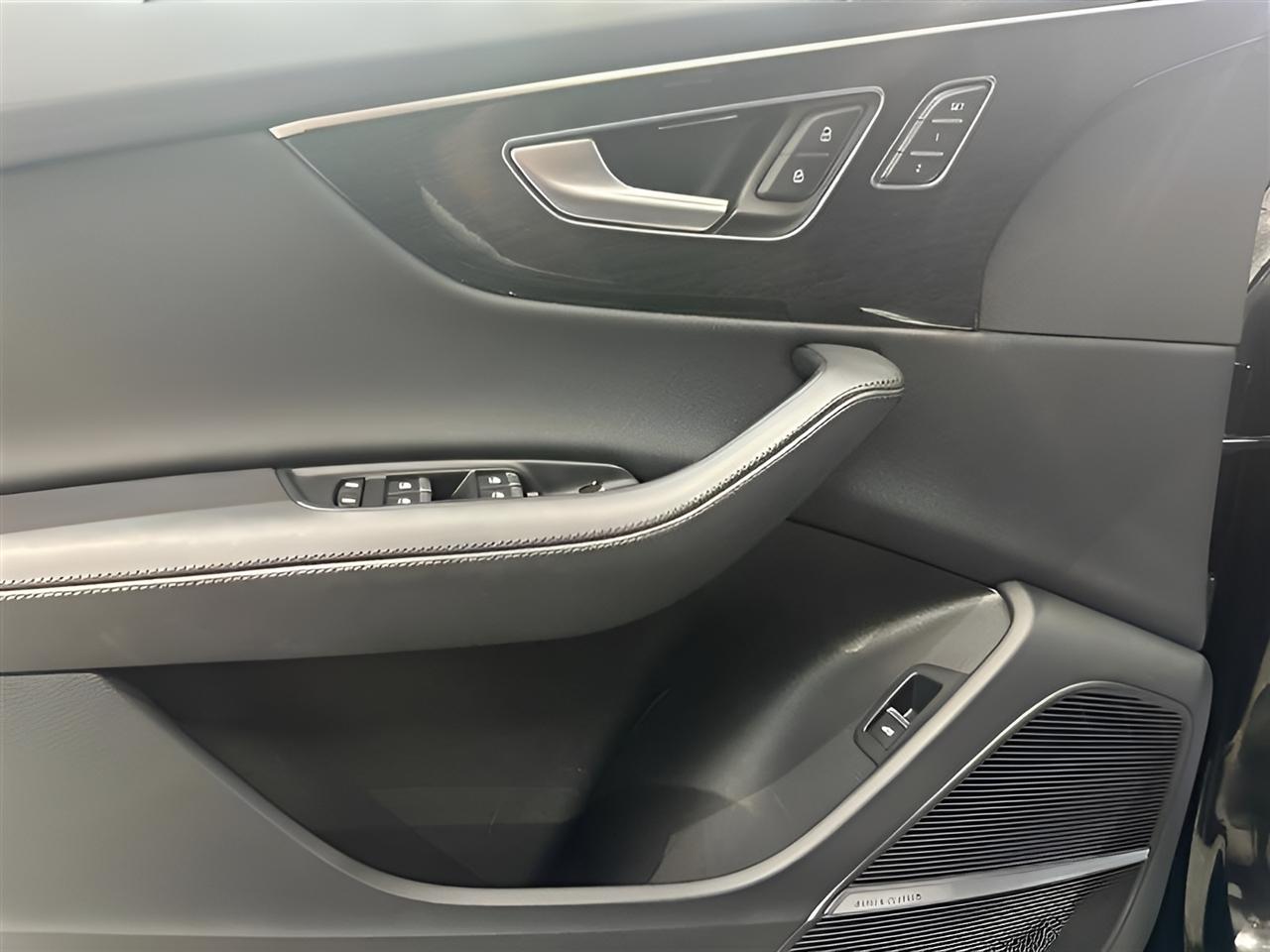 Audi Q7 Premium Plus 55 TFSI quattro 2023