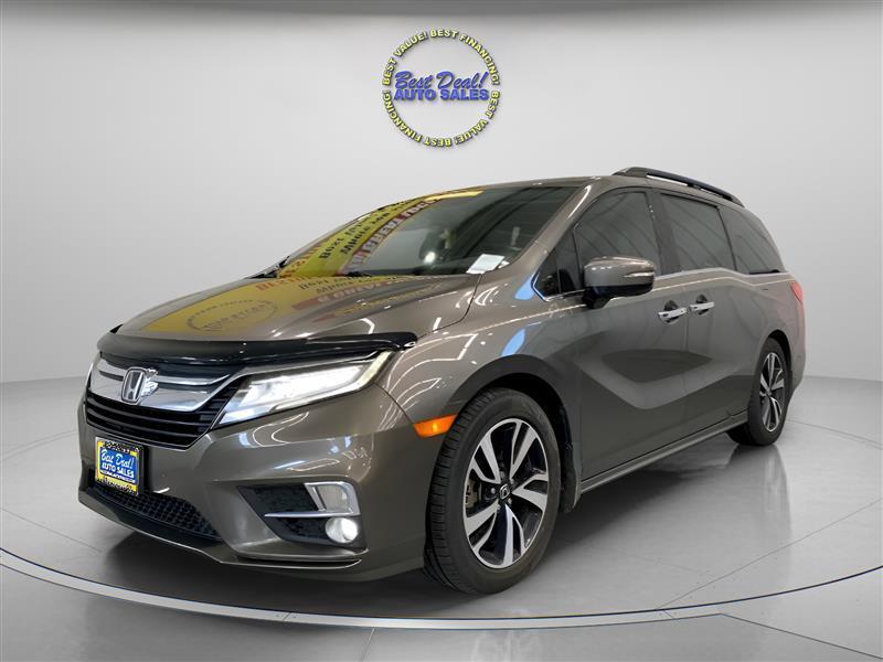 2018 Honda Odyssey Elite's photo