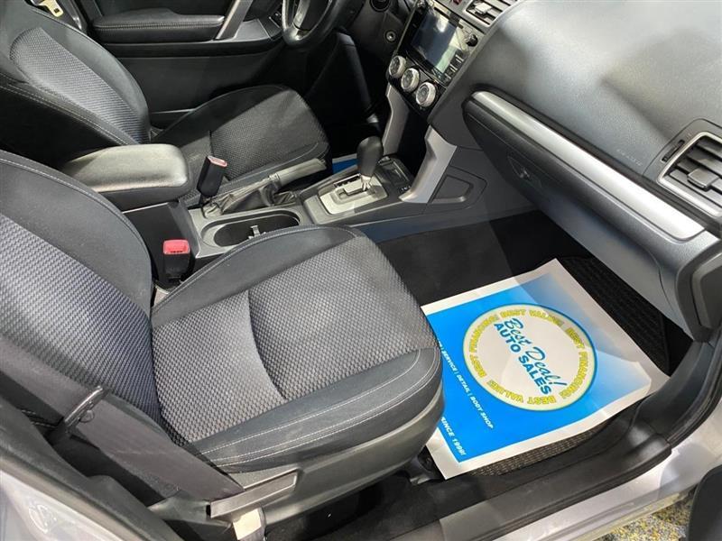 Subaru Forester 2.5i Premium PZEV CVT 2016