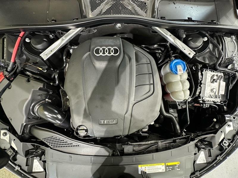 Audi A4 2.0T Premium Plus quattro Sedan 2017