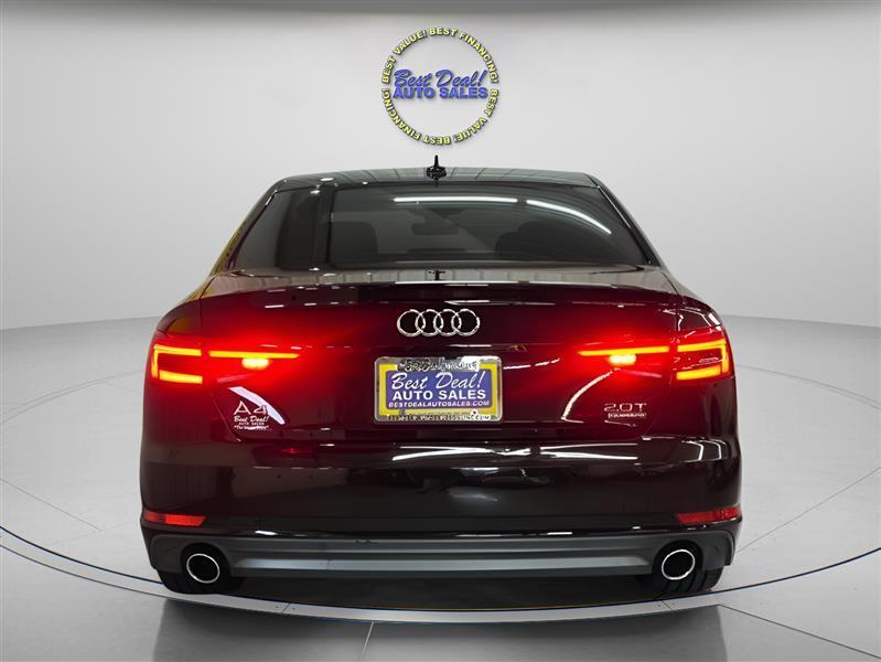 Audi A4 2.0T Premium Plus quattro Sedan 2017