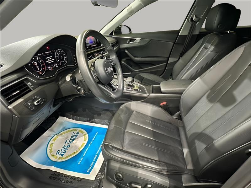 Audi A4 2.0T Premium Plus quattro Sedan 2017