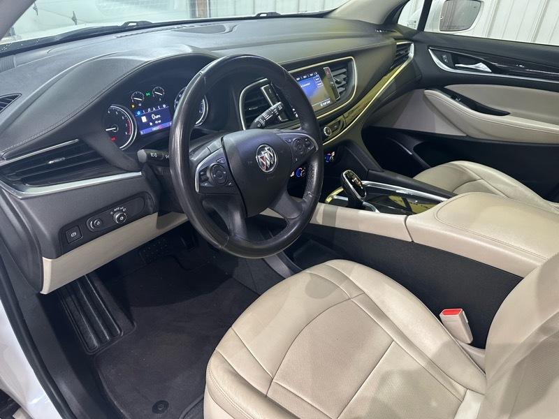 Buick Enclave Essence AWD 2020